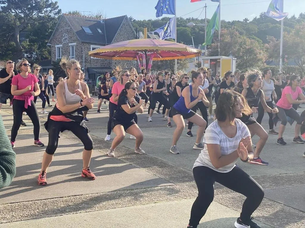 découvrez les horaires des marées aux rosaires et profitez de conseils pratiques pour planifier vos activités en bord de mer en toute sérénité.