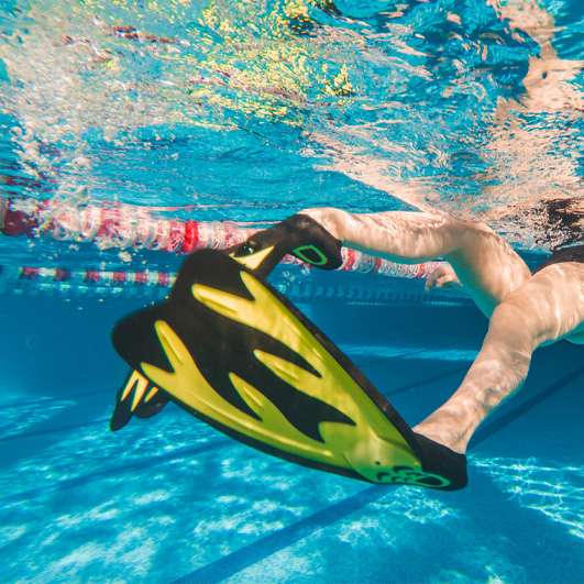 découvrez les avantages de l'apprentissage à la piscine école atlas, alliant sécurité, pédagogie et plaisir pour tous les âges.