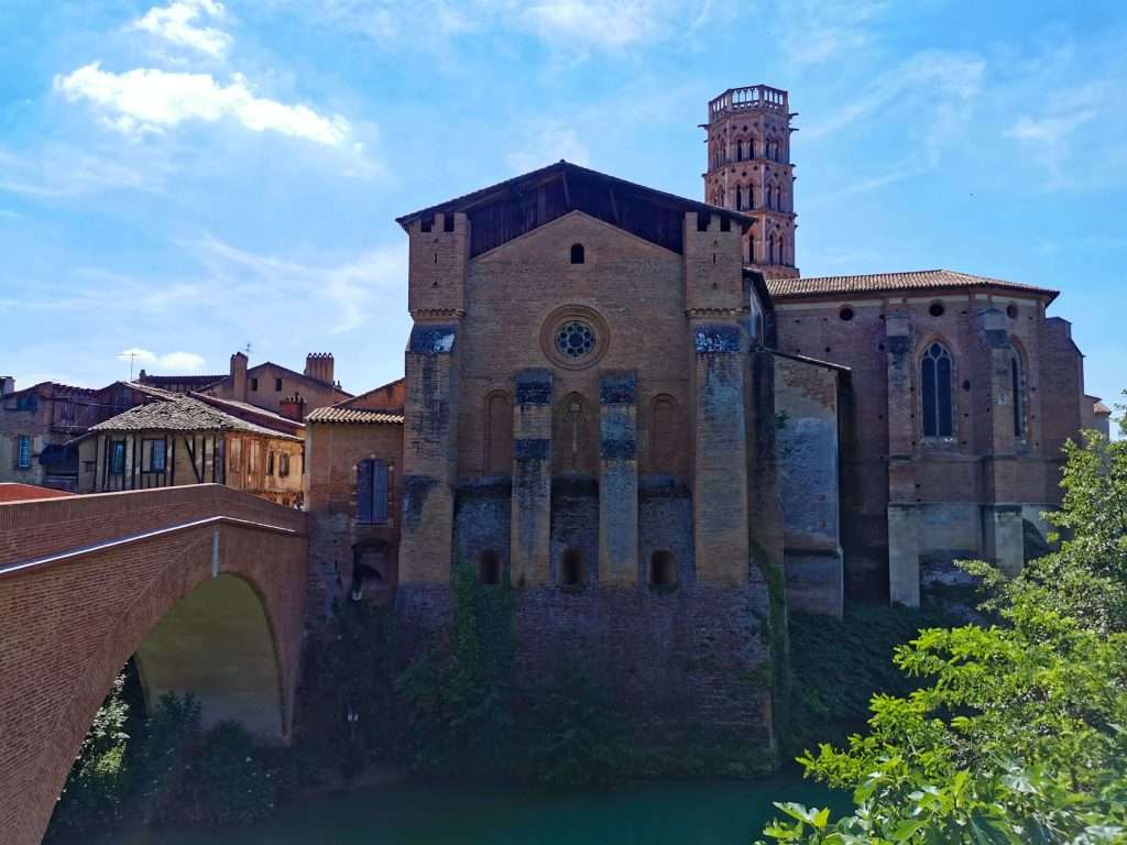 découvrez les meilleures piscines à rieux-volvestre en 2026 : conseils, nouveautés et adresses incontournables pour profiter pleinement de l'été.