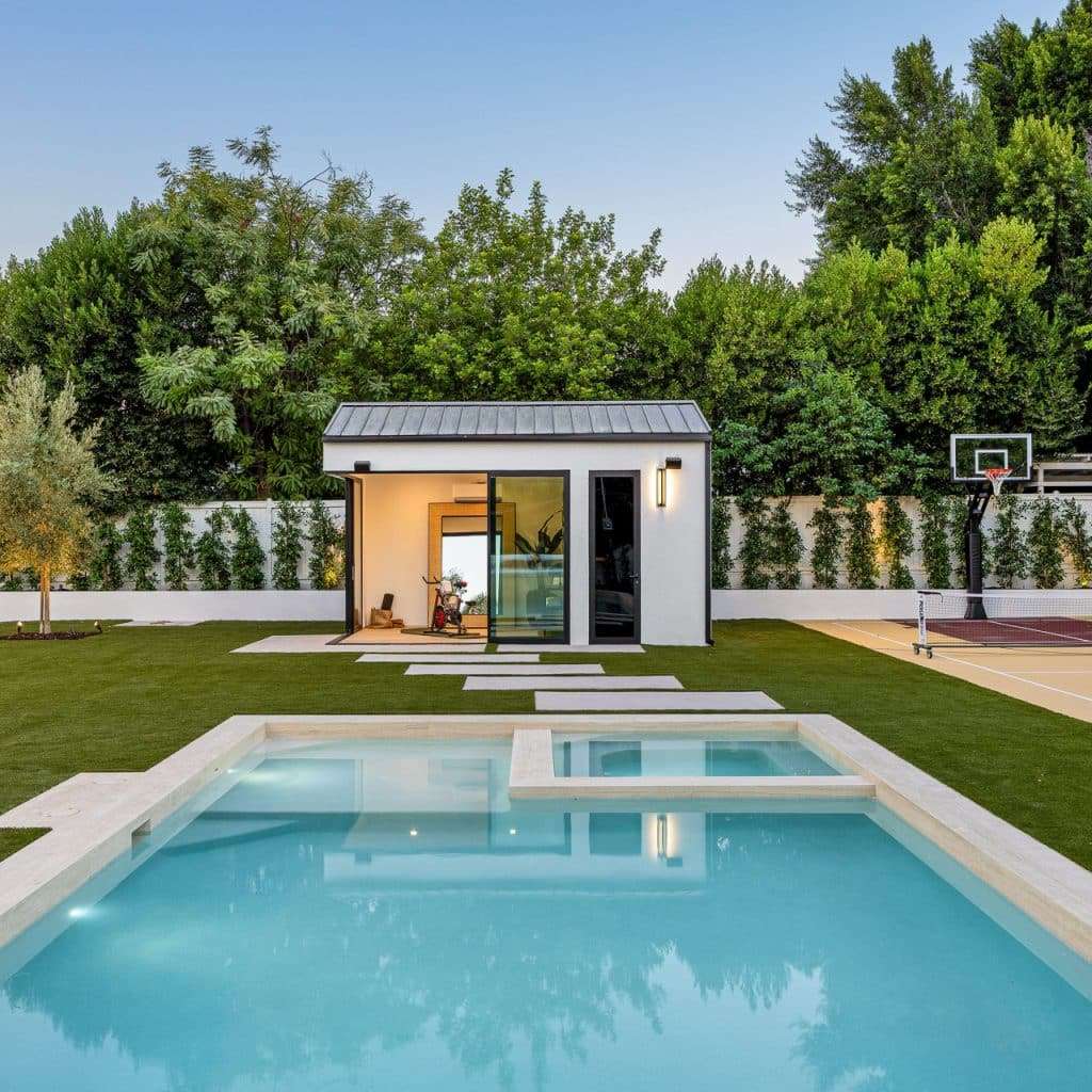 découvrez comment élaborer un schéma local technique pour piscine, incluant l'installation et la gestion des équipements pour garantir une eau propre et sécurisée.