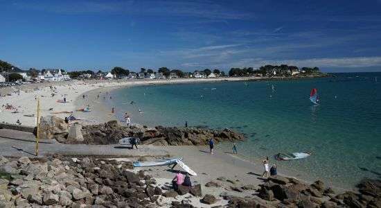 découvrez kerouini beach, un paradis côtier offrant des plages de sable fin, des eaux cristallines et une ambiance relaxante idéale pour vos vacances.