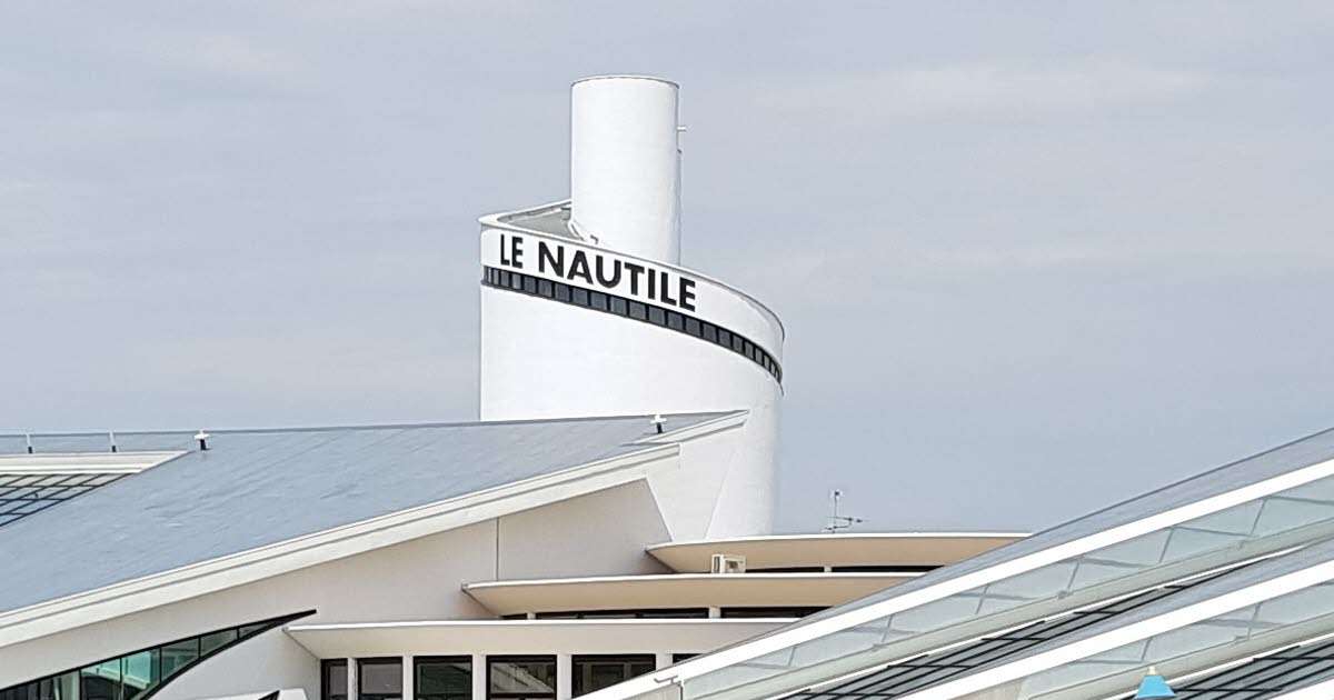 découvrez nautilus tour à villefranche, une aventure sous-marine unique pour explorer la beauté marine et vivre une expérience inoubliable en famille ou entre amis.