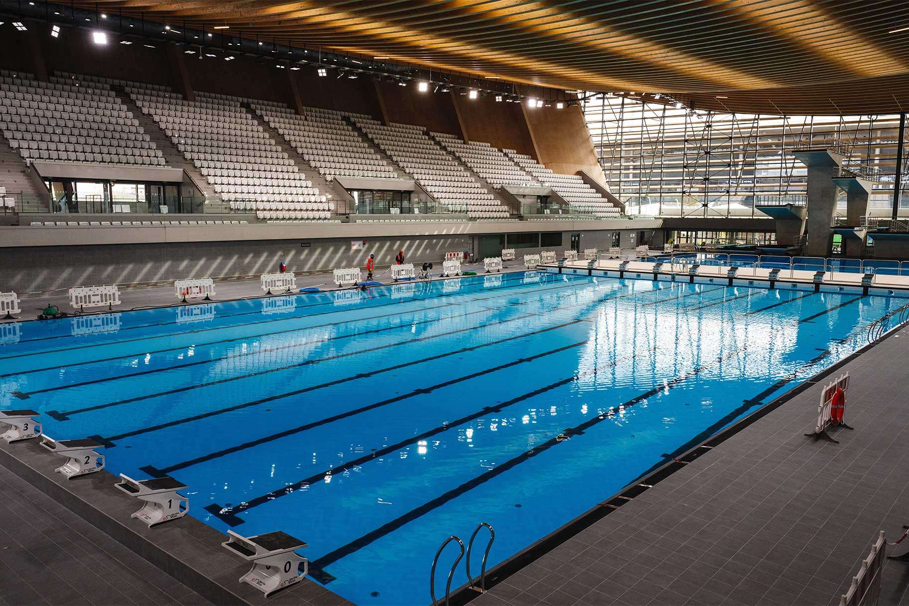 découvrez tout sur la piscine olympique : dimensions, normes, avantages pour la natation sportive et conseils pour choisir la meilleure installation.