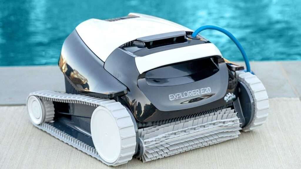 découvrez notre robot de piscine performant pour un nettoyage efficace et autonome, idéal pour garder votre piscine toujours propre sans effort.