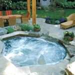 Comment choisir un jacuzzi à enterrer pour votre jardin en 2026