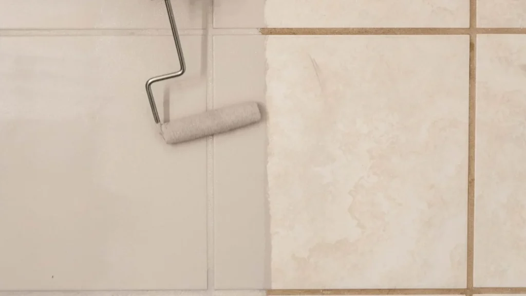 découvrez l'art de la peinture sur carreaux et personnalisez vos espaces avec des designs uniques et colorés.